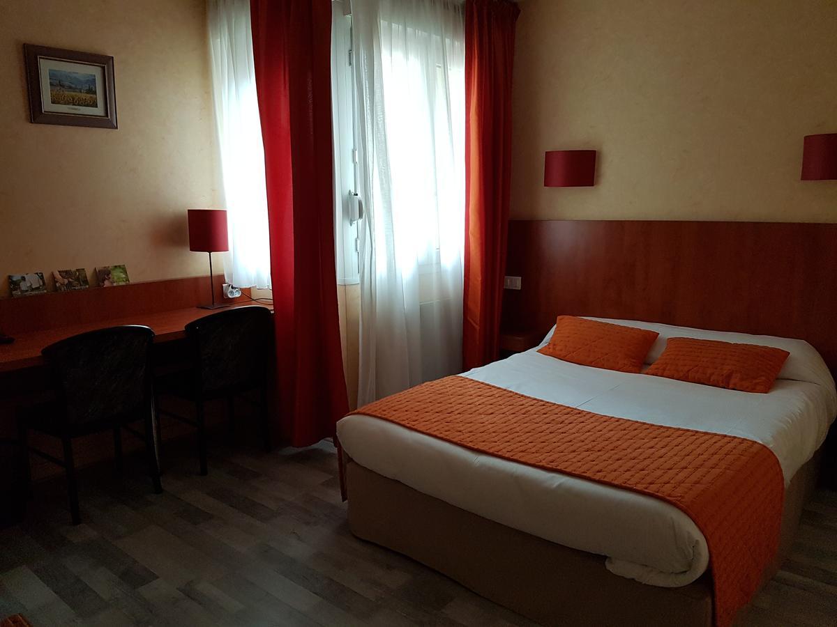 Logis Hotel Le Florina Sainte-Florine ภายนอก รูปภาพ